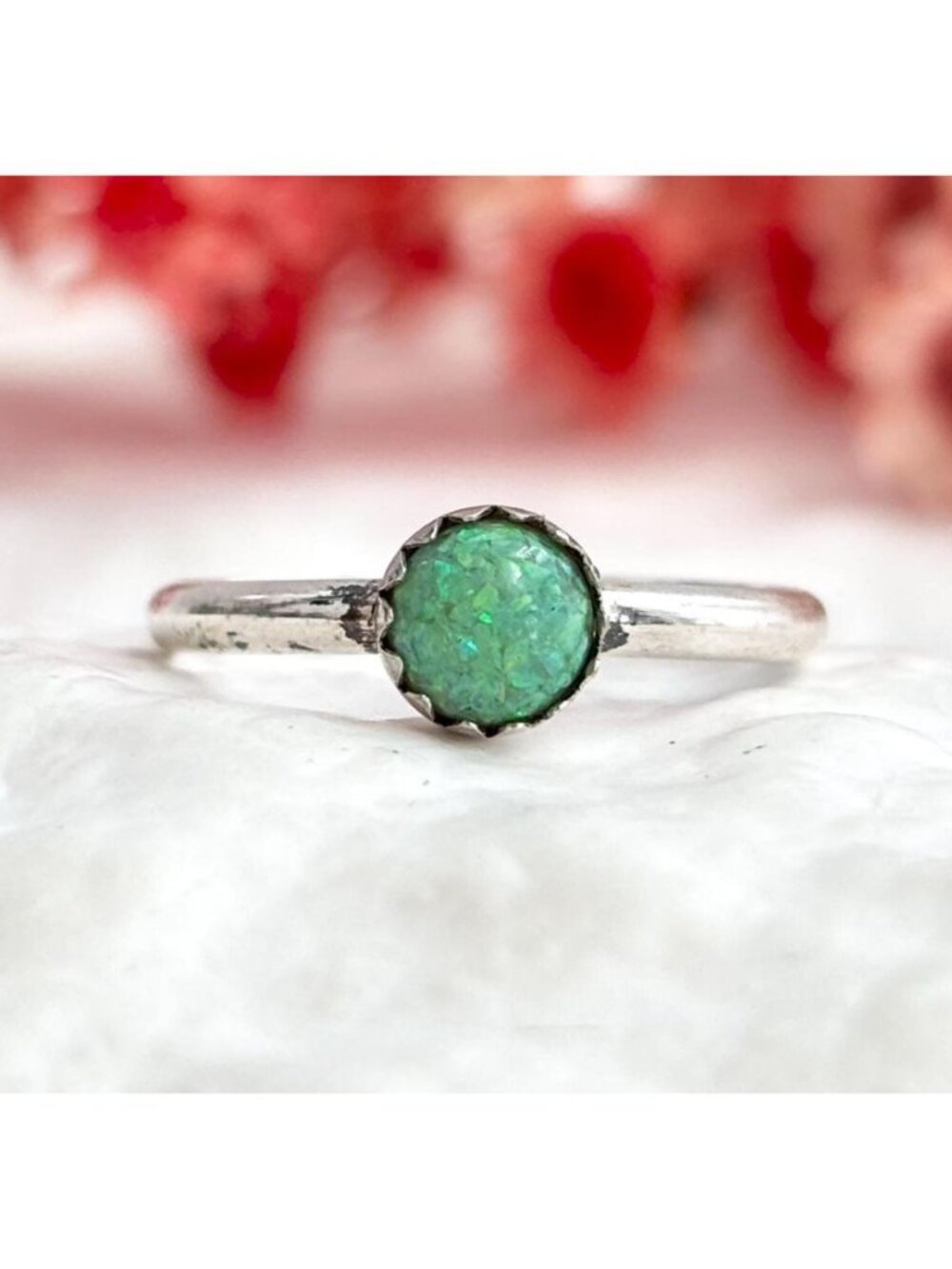 Green Opal Gemstone Southwest Made Delicate Sterling Silver 925 Vintage Ring